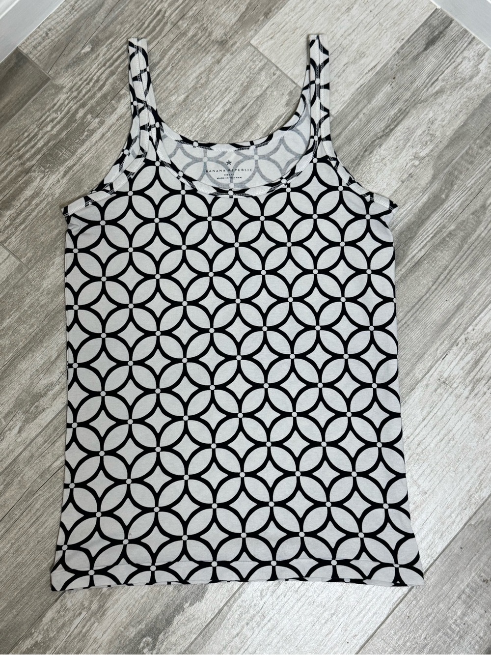 Banana Republic Tank Size XL